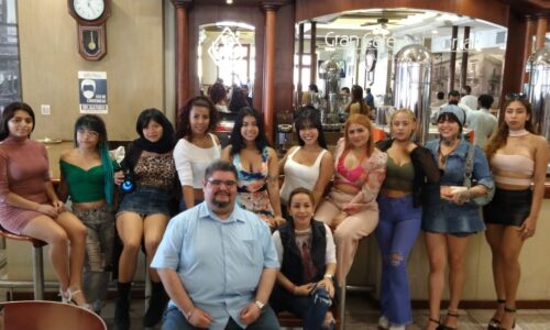 Antro de Veracruz realiza concurso de belleza «Miss Colonia»