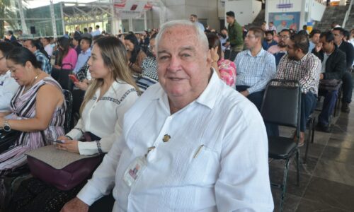 Baños en casetas Poza Rica-Cardel son urgentes: Alcalde