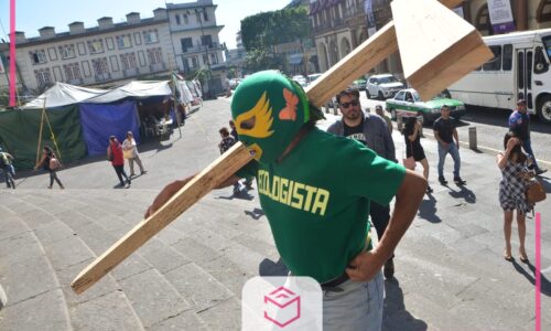 Ecologista Universal y Eco Junior, inician viacrucis a Laguna Verde