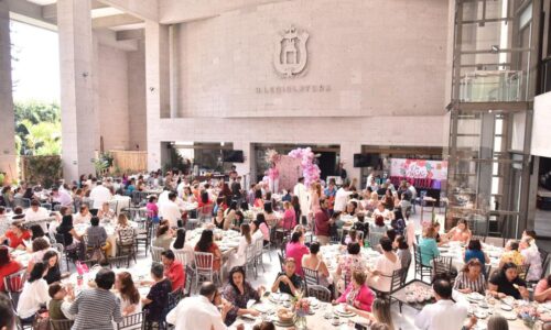 Celebra Congreso del Estado a las madres trabajadoras