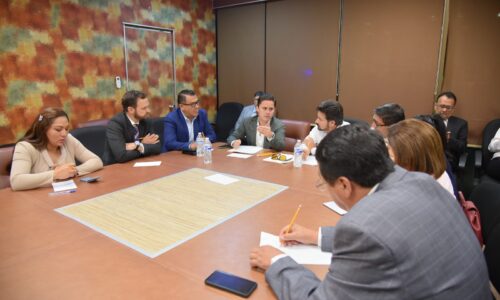 Recibe Comisión de Vigilancia 28 propuestas de aspirantes a Contralor Interno