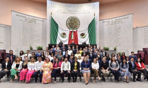 Sesiona el XVIII Parlamento de la Juventud Veracruzana
