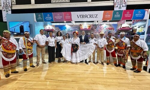 Delegación de Pueblos Mágicos de Veracruz exhibe su encanto en Los Ángeles