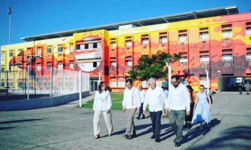 Recorren Rocío Nahle y Cuitláhuac estadio y escuela de béisbol