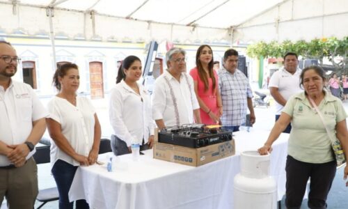 Inversión estatal para el desarrollo social supera los 2 mdp en Colipa
