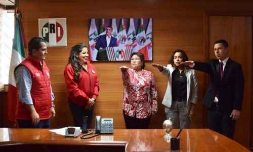 Adolfo Ramírez y Lorena Piñón, toman protesta y entregan nombramientos a nuevos funcionarios del PRI Veracruz