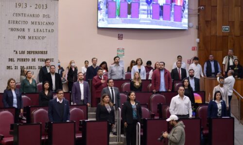 Exhorta Cazarín a Diputados para pedir licencia, para contender a próximas elecciones