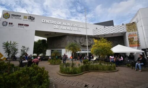 Autobús en el CEM (CAE) brinda resguardo durante el frío a cuidadores de pacientes
