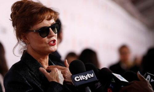 Susan Sarandon ofrece disculpas por comentario polémico en rally ProPalestina