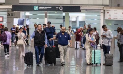 Advierten sobre fraude en venta de maletas «olvidadas» en el AICM