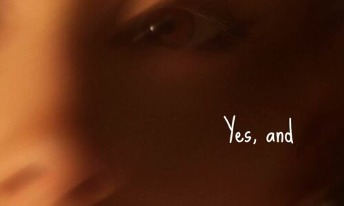 Ariana Grande regresa triunfalmente con «Yes, And?»