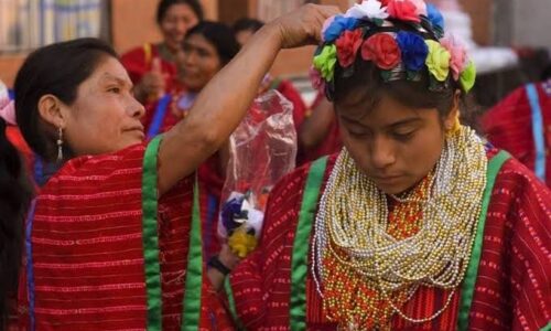 Senado de México aprueba prohibir el matrimonio infantil en comunidades indígenas