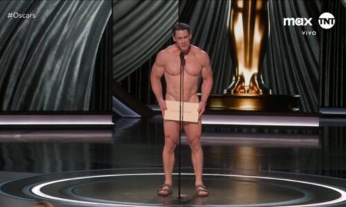 John Cena sorprende al aparecer desnudo en los Premios Oscar 2024