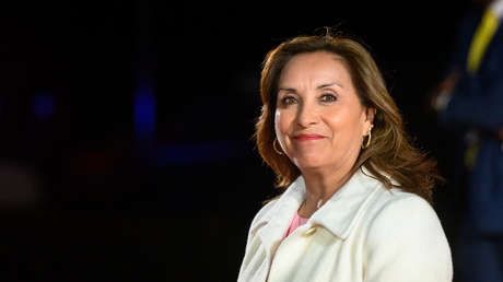 Allanan la casa de la presidenta de Perú, Dina Boluarte, por presunto enriquecimiento ilícito