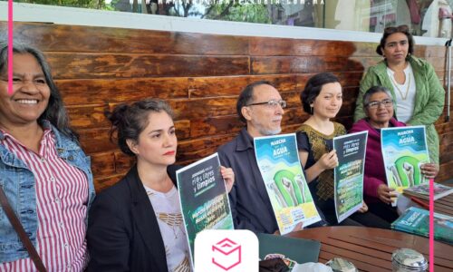«El agua se cuida en las cuencas, no en las llaves»; marchan por el agua en Xalapa