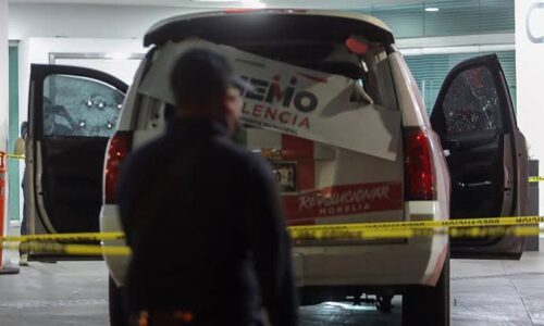 AMLO y la realidad de la violencia política en México: «Todo está en Santa Paz»