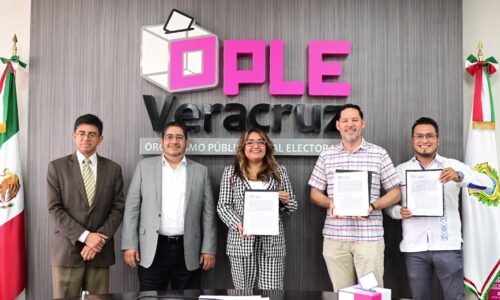 Firma convenio OPLE Veracruz con “Cinetix”