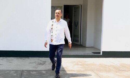Que no se enojen porque invertimos en salud, Cuitláhuac a sus adversarios