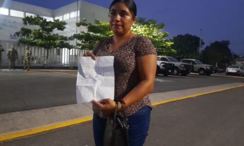 Esposas exigen a SEMAR conocer paradero de sus maridos «en comisión»
