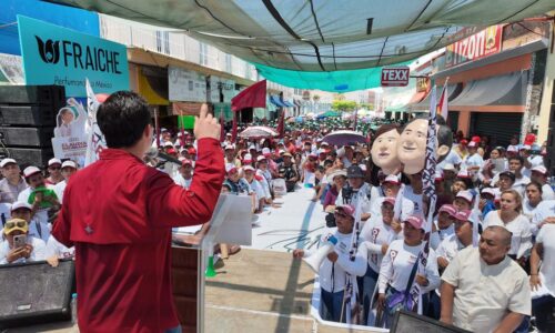 He sido, y seguiré siendo un legislador de resultados con amor al pueblo: Rafa Fararoni