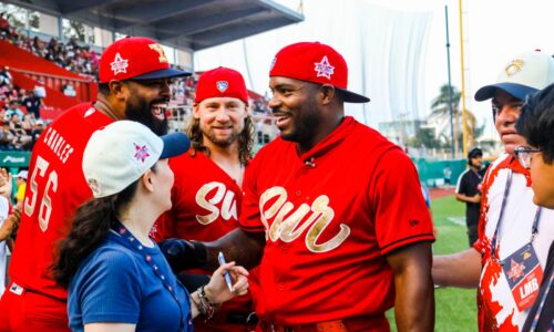 Yasiel Puig se corona en casa durante el Home Run Derby de la LMB