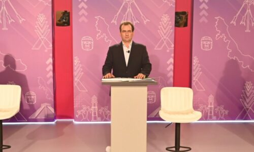 Panistas dejan solo al priísta Pepe Yunes en el segundo debate: Cazarin