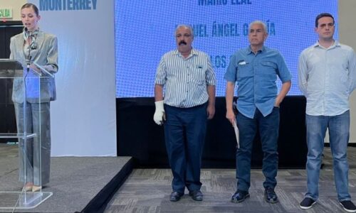 Mariana Rodríguez presenta a presuntas víctimas de agresiones y solicita impugnación de elección en Monterrey