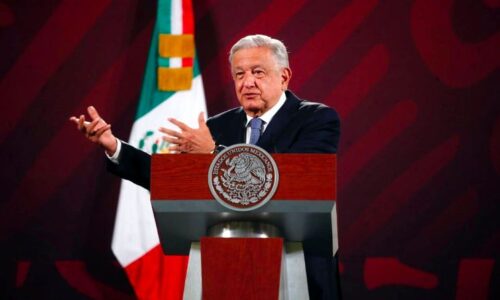 AMLO celebra apoyo para la elección de jueces y magistrados mediante voto