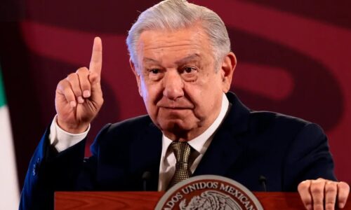 AMLO arremete contra el Poder Judicial y los «delincuentes de cuello blanco»