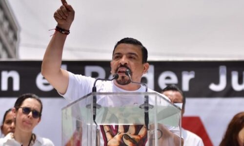 El mal en la casa de junto