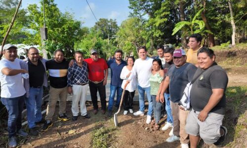 Rafa Fararoni cumple compromisos en el Distrito XXV