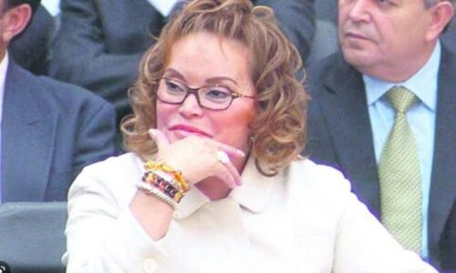 Elba Esther Gordillo debe pagar al SAT más de 21 millones de pesos