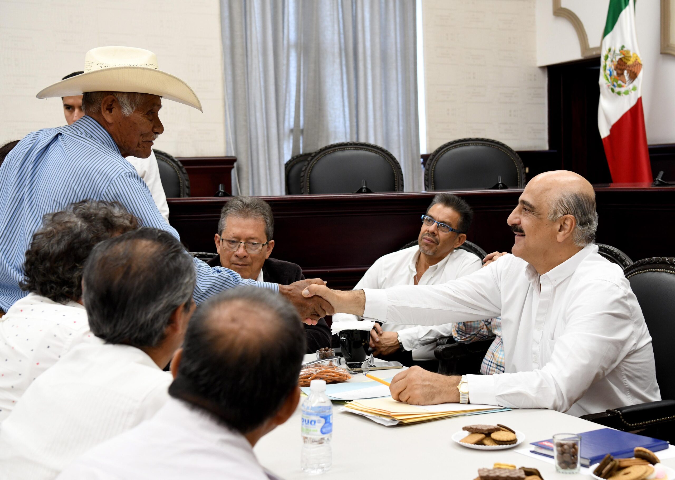 Trabaja Ricardo Ahued por un Xalapa con desarrollo social y obra pública