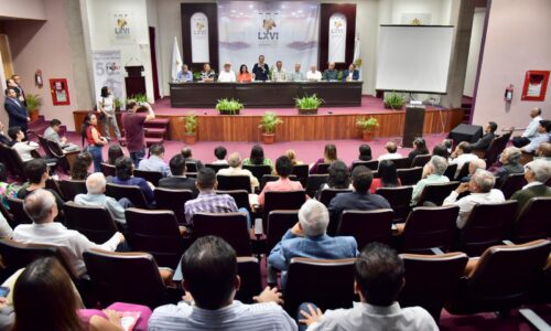 Conmemora Congreso natalicio de Heberto Castillo