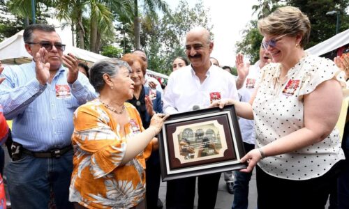 Inaugura Ricardo Ahued Festival del Pambazo
