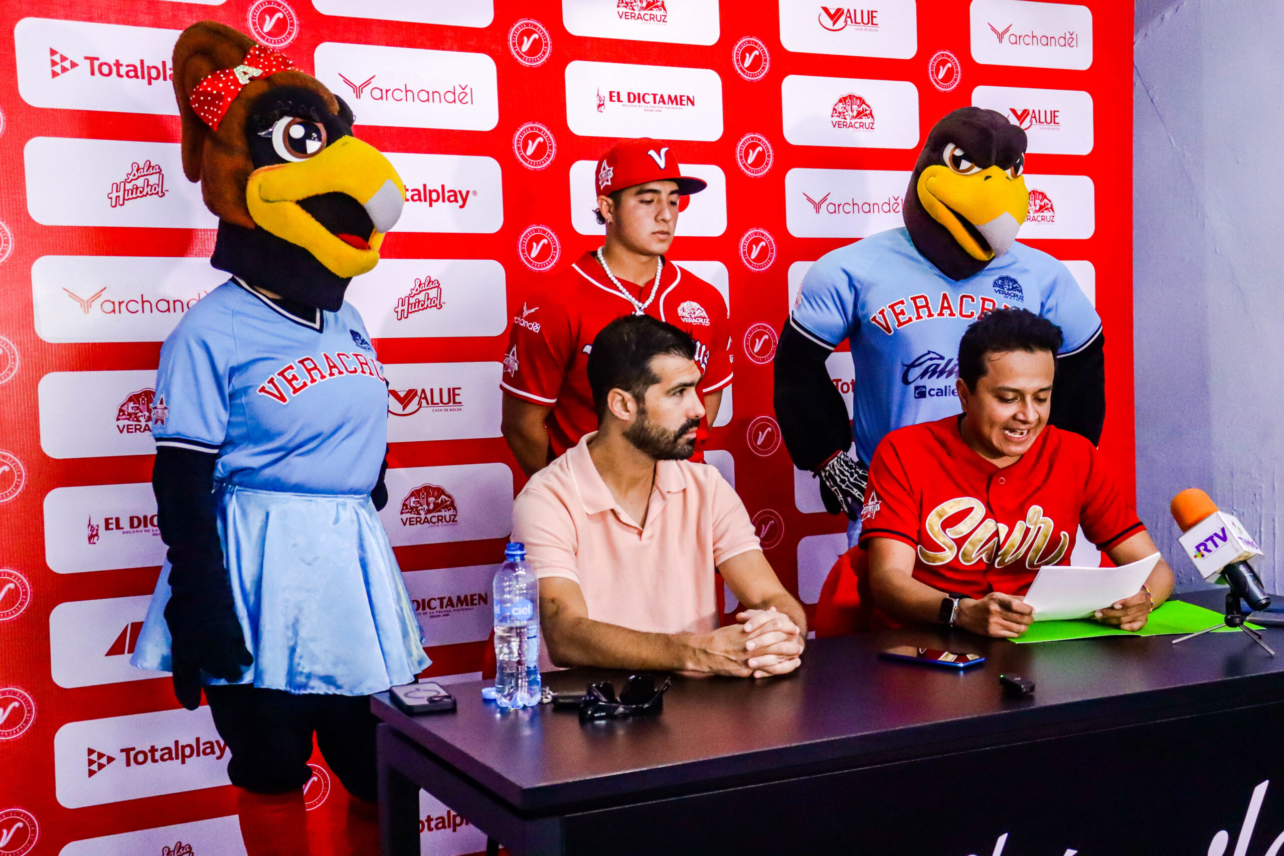 Grupo IMU y El Águila de Veracruz hacen equipo por la recolección de pilas usadas