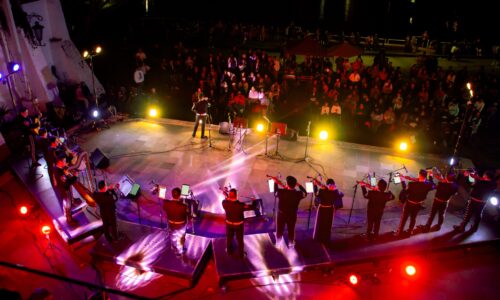 Celebramos XX años de música vernácula con el Mariachi UV