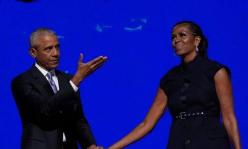 Los Obama arremeten contra Trump en la Convención Nacional Demócrata