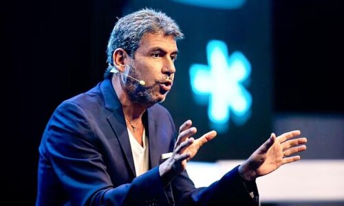 Arturo Elías Ayub advierte sobre fraude usando su nombre para falsas inversiones