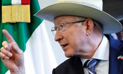 México envía nota diplomática a EUA tras críticas de Ken Salazar a la política de seguridad de AMLO