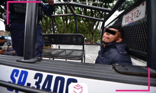 Joven interrumpió comparecencia y agredió a reportera en el Congreso de Veracruz