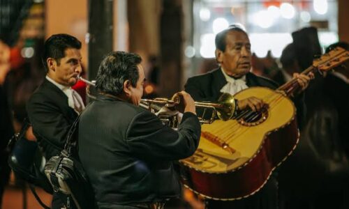 Mariachis de Garibaldi protestan por falta de apoyo para el Día del Músico