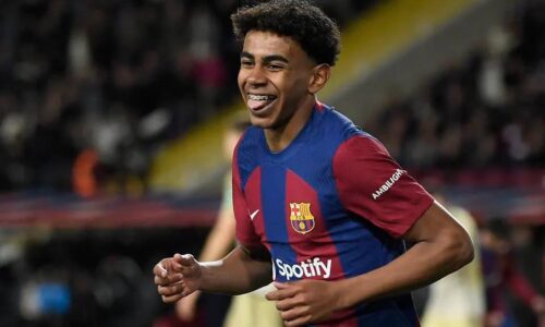 Detienen a tres personas por racismo en el Clásico español