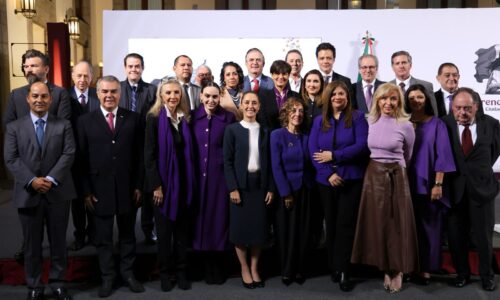 PRESIDENTA CLAUDIA SHEINBAUM PRESENTA CONSEJO ASESOR DE DESARROLLO ECONÓMICO REGIONAL Y RELOCALIZACIÓN (CADERR) COMO PARTE DEL PLAN MÉXICO