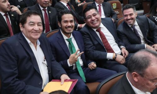 Se prenden redes sociales de Alvarado por presencia de Polo Deschamps en toma de protesta de Rocío Nahle