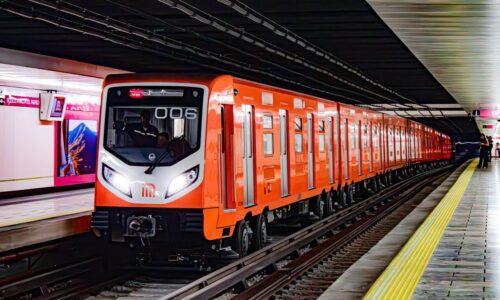 Capacitación policial en el Metro para prevenir crisis emocionales
