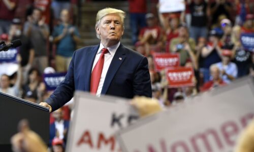 Trump revive polémicas: quiere Groenlandia y el Canal de Panamá