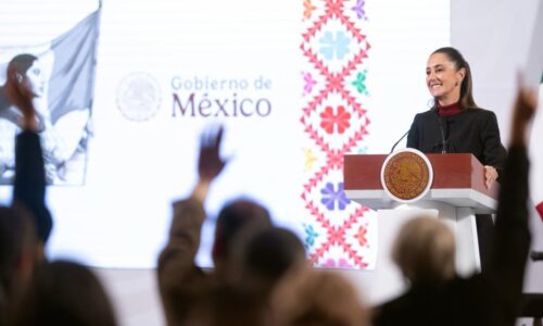 EL 3 DE ENERO INICIA ENTREGA DE NUEVAS TARJETAS DEL BANCO DEL BIENESTAR PARA PENSIÓN DE MUJERES Y EN FEBRERO PARA BECA RITA CETINA: PRESIDENTA DE MÉXICO