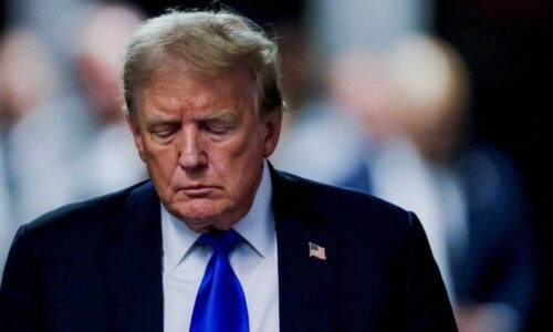 Trump promete acción inmediata y «detener la invasión»
