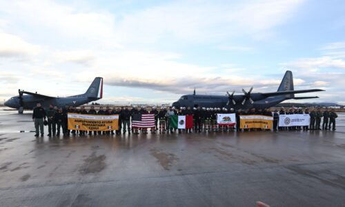 SALIÓ RUMBO A CALIFORNIA EQUIPO MEXICANO DE AYUDA HUMANITARIA PARA APOYAR EN EL COMBATE A LOS INCENDIOS FORESTALES EN ESA ENTIDAD